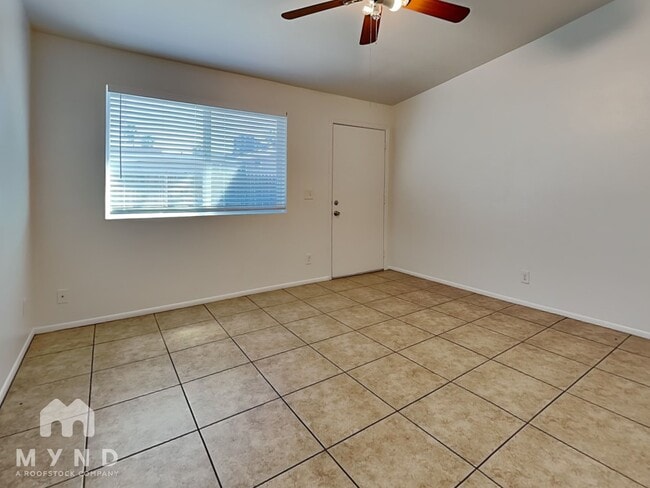 Photo - 10435 N 11th Ave