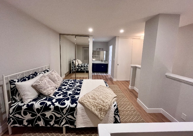 Photo - 389 Half Moon Ln