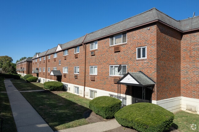 Oakwood Apartments