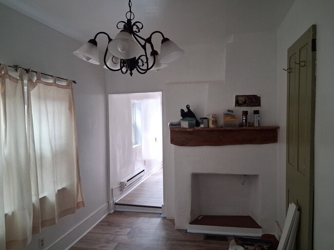 Photo - 120 W Chestnut St