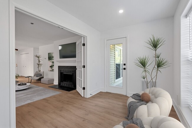 Photo - Rosslyn Heights