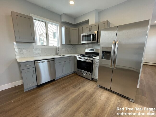 Building Photo - 17 Grant St Unit 1 Rental