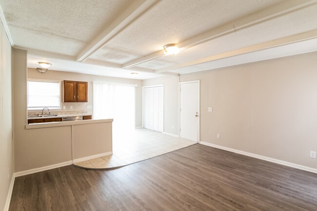 Photo - 617 Brailsford Blvd