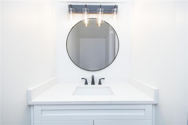 Photo - 3604 Pineview Cir NW