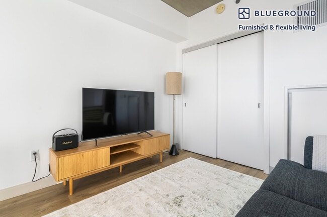 Photo - 1350 Boylston St Unidad FL8-ID1163