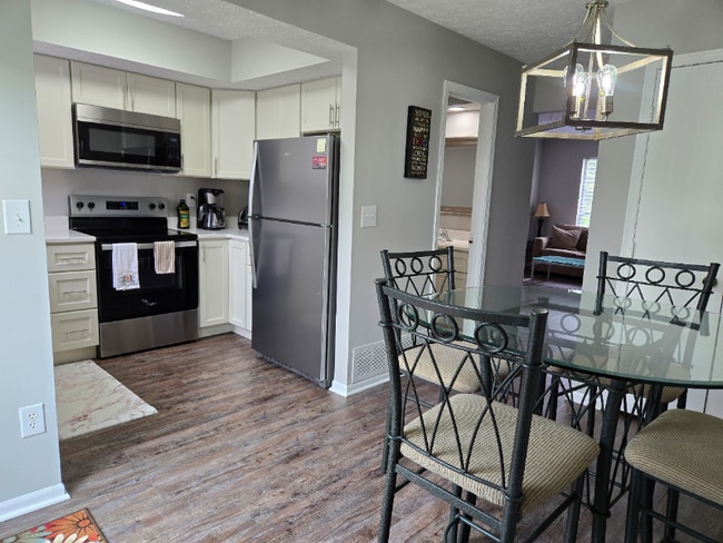 Photo - 7744 Amberfalls Ct