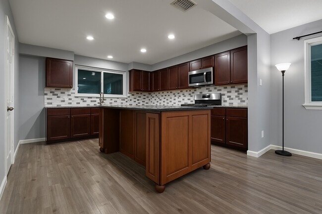 Photo - 20074 Crazy Horse Cir