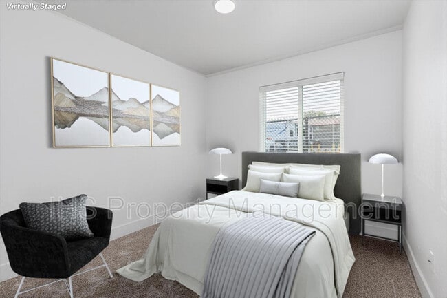 Photo - 452 S 40th Ave