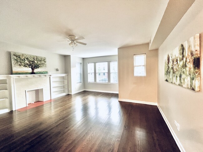 Photo - 4619 S Michigan Ave Unit 1S