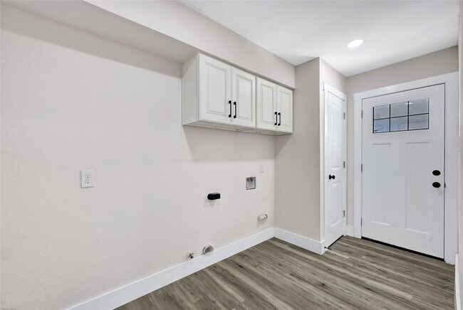 Photo - 7707 12 Fairway Ln