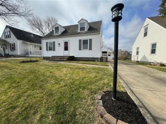 SUITABLE FOR FAMILY! - SUITABLE FOR FAMILY!