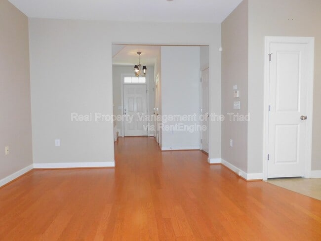 Photo - 6115 Morgan Ashley Dr
