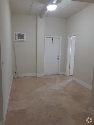 Building Photo - 873 F Rd Unit One bedroom apartment for