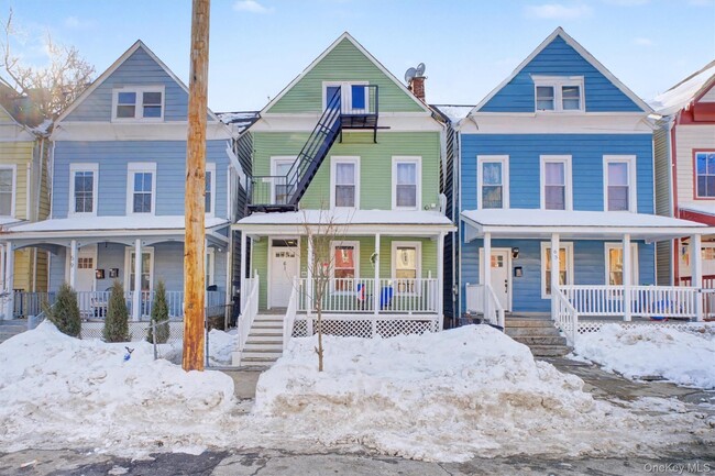 Building Photo - 61 Carson Ave