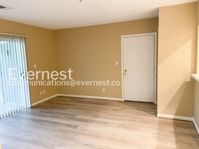 Photo - 20283 Beechwood Terrace Unidad 201