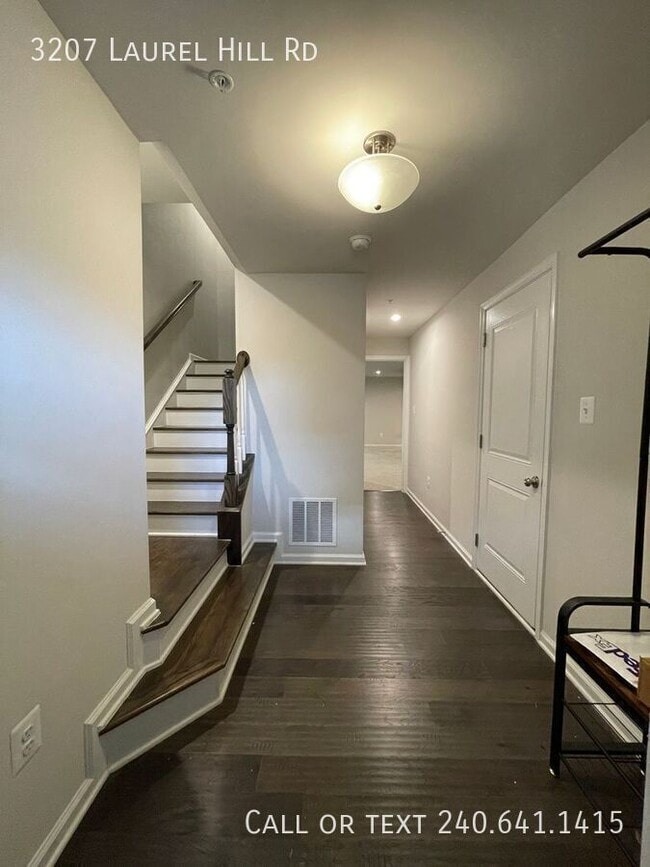 Photo - 3207 Laurel Hl Rd