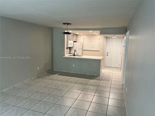 Photo - 10865 SW 112nd Ave Unit 211