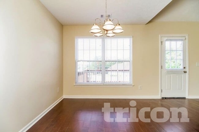 Photo - 2923 Wills Ct