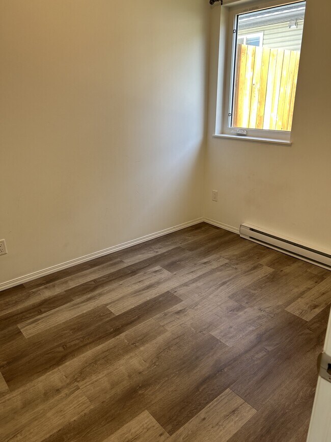 Photo - 12034-12041 41 St NW Unit 12034 - G2