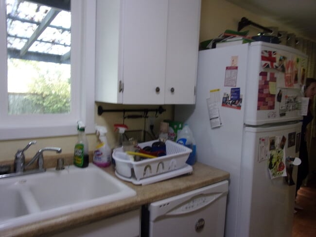 Photo - Single level pet friendly home