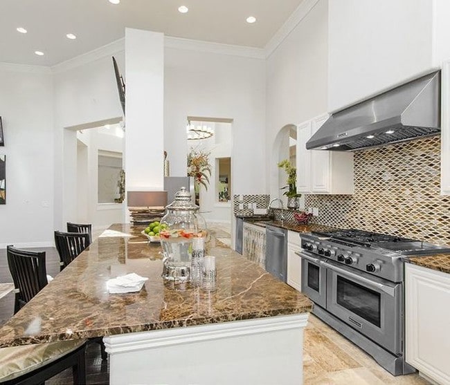 Photo - Olympus Woodbridge