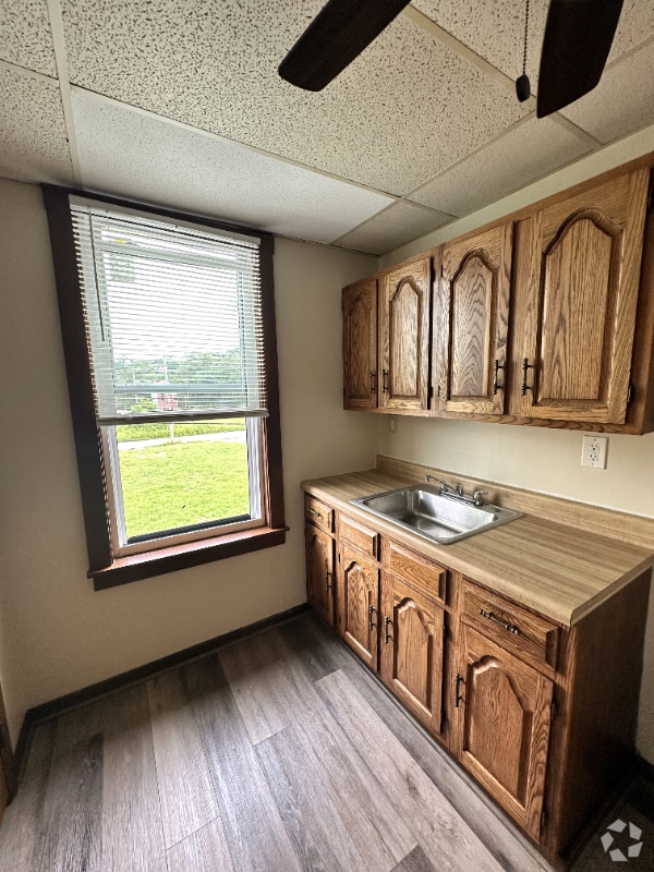 Building Photo - 525 Larimer Ave Rental