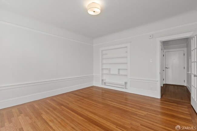 Photo - 1166 S Van Ness Ave