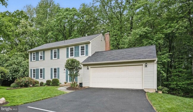 Photo - 10056 Marshall Pond Rd Casa