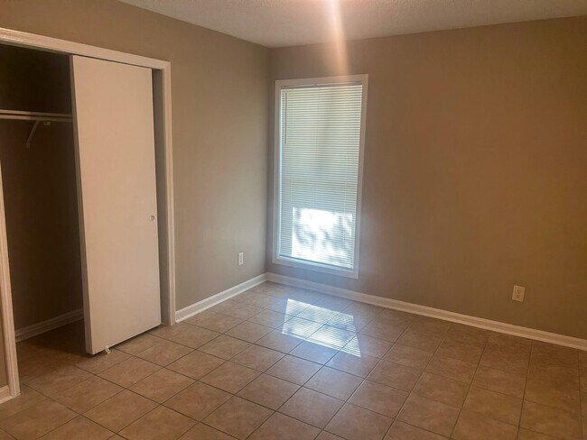 Photo - 5106 Blacksmith Dr