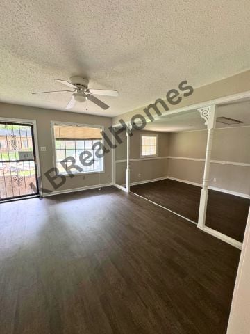 Photo - 4095 Haliburton St