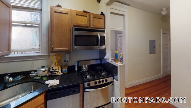 Photo - 65 Burbank St Unit 21