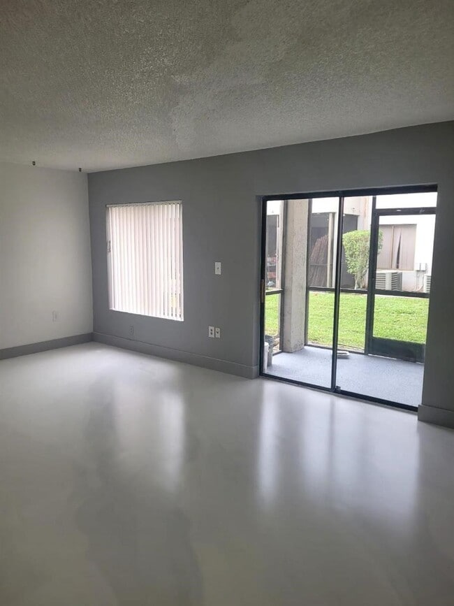 Photo - 3208 Coral Lake Ln Unit 3208