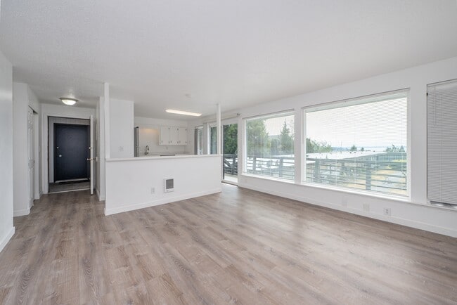 Photo - Blue Ridge Apartments