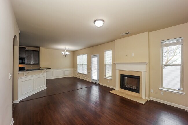 Photo - 154 Seabreeze Way