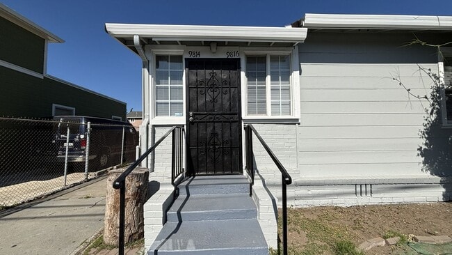 Photo - F09814 Unit 9814