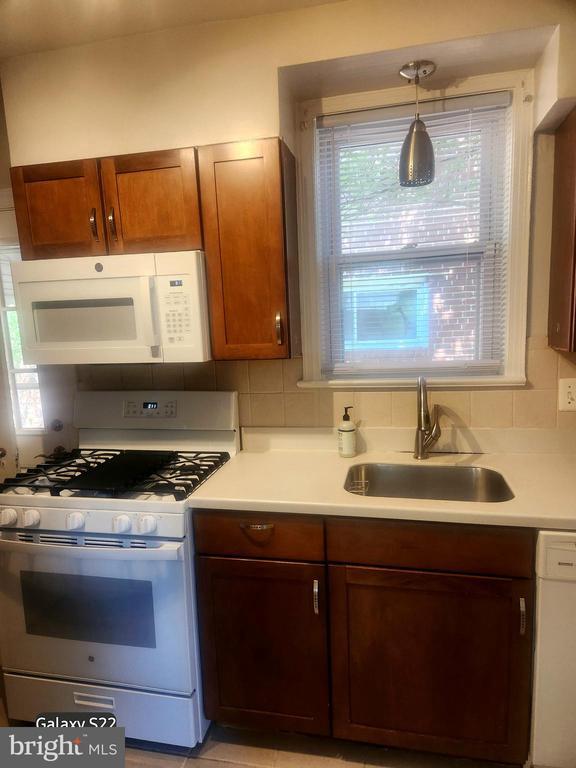 Photo - 12 Walnut St NW