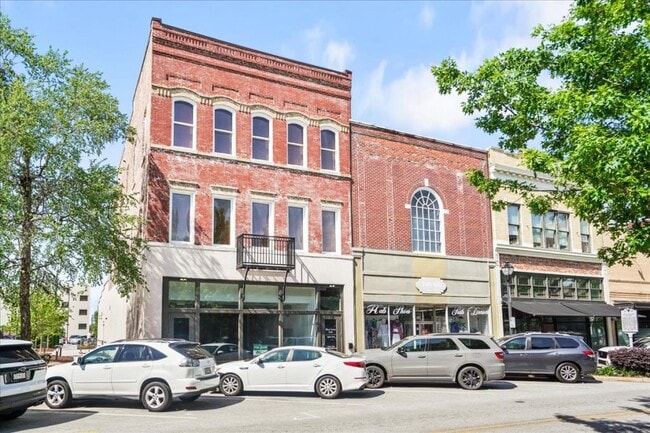 Photo - 127 W Evans St