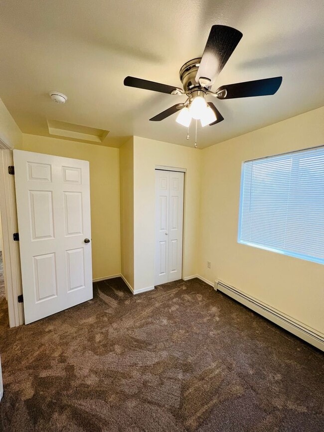 Photo - 915 Defoe St Unit A