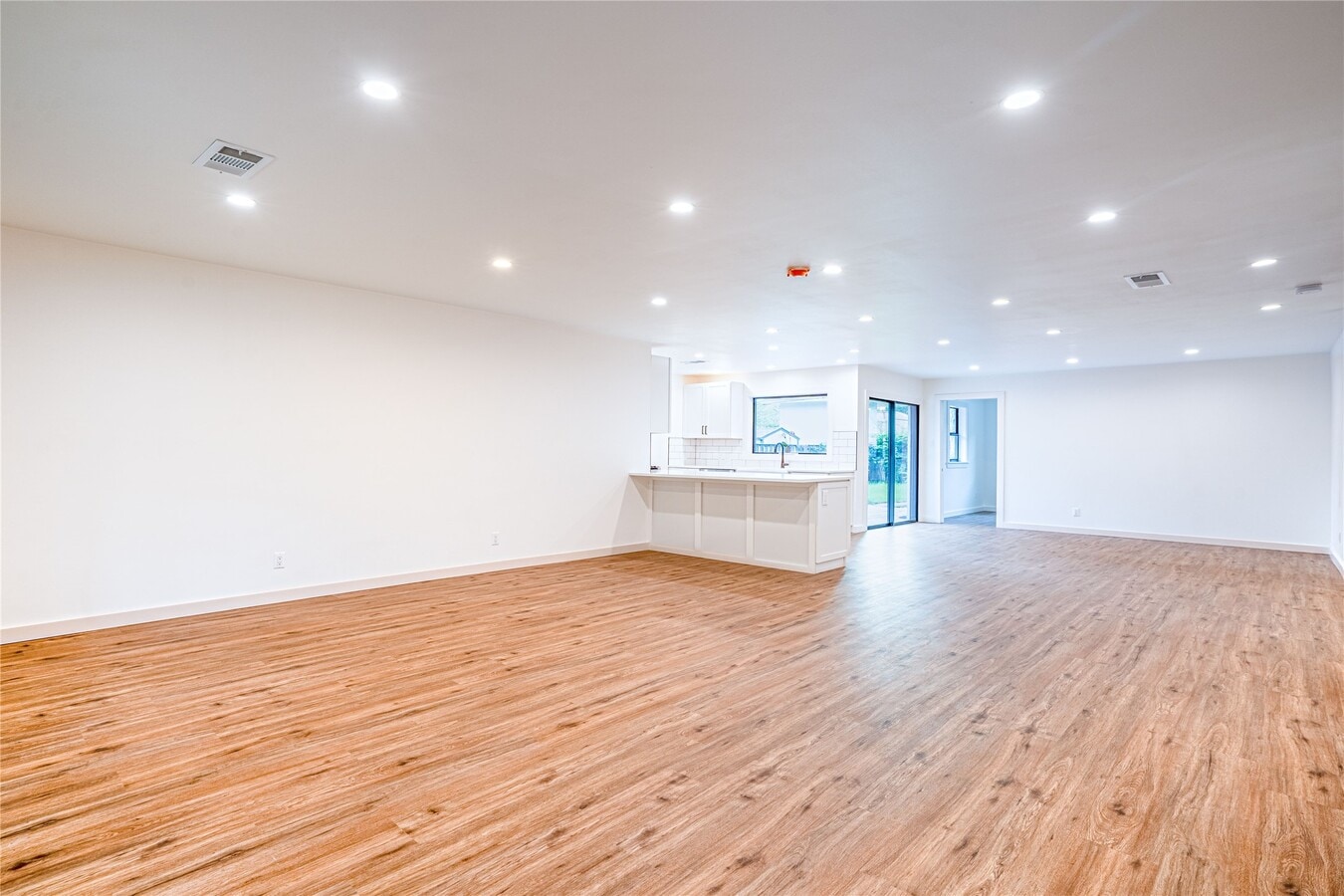 Photo - 1422 Wisterwood Dr