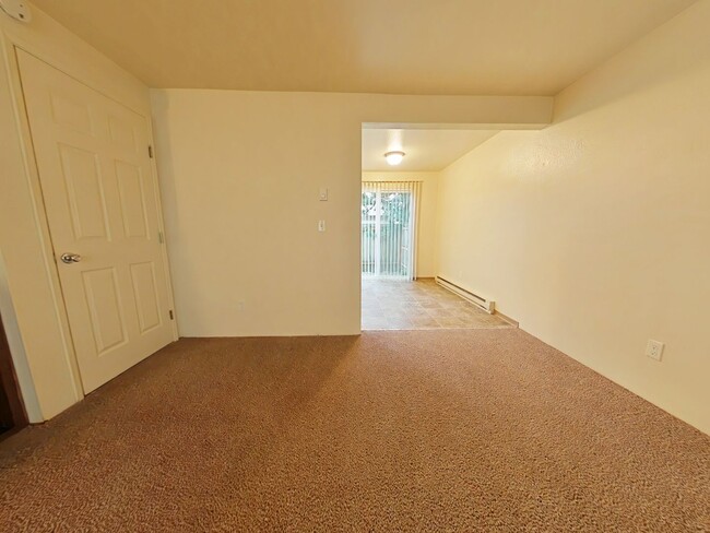 Photo - 2 Bedroom Apartment ~ Close to 9th Street ... Unidad 114 NE Conifer #13