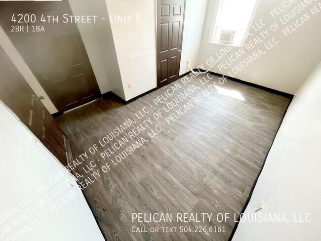 4200 4th St Unidad E