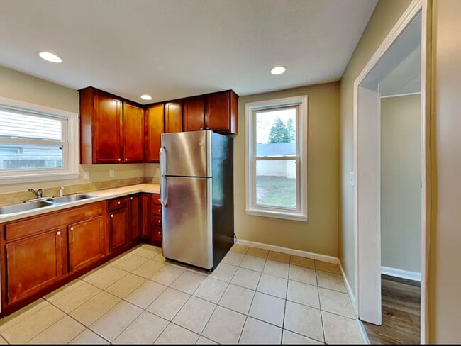 Photo - 400 Decatur Dr