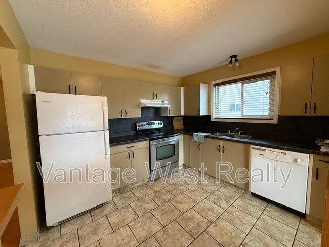 Photo - 255-255 Nickel Rd