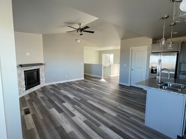 Photo - Newer 4 Bed, 3 Bath, 3 Car Garage Home for Rent