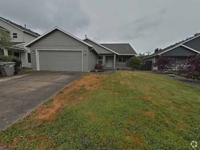 Building Photo - 3 Bedroom House ~ Albany