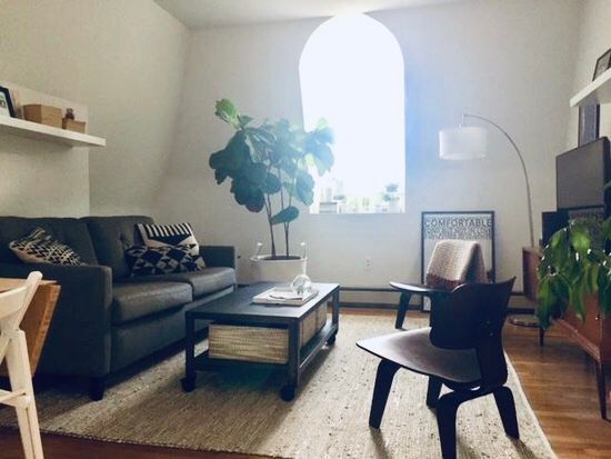 Photo - 168 Northampton St Unit 3