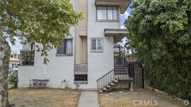 Building Photo - 1031 Mariposa St Rental