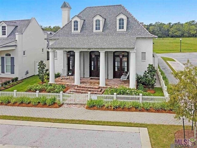 Building Photo - 3151 Pointe-Marie Dr