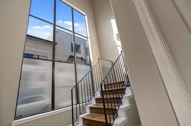 Photo - 4413 Koehler St Unit B