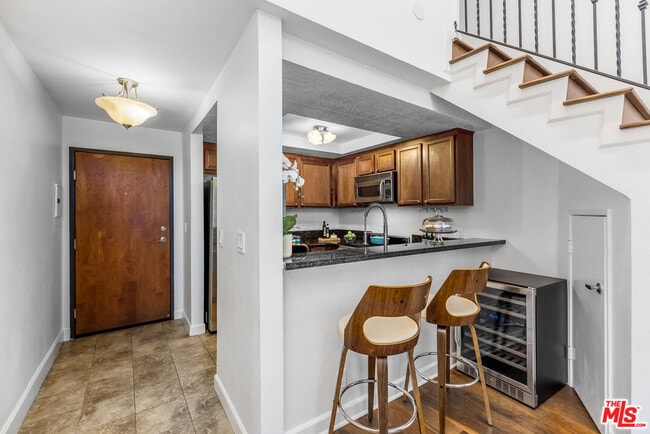 Photo - 1633 S Bentley Ave Unit 306